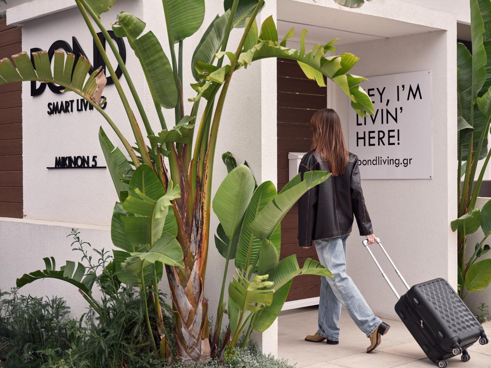 Bond Smart Living Suites Atenas Exterior foto